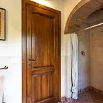 Casa vacanze 2 Bedroom Lovely In *
