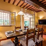 2 Bedroom Lovely In Montecastello